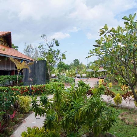 Phoumrumduol Bungalow Kampot Exterior photo