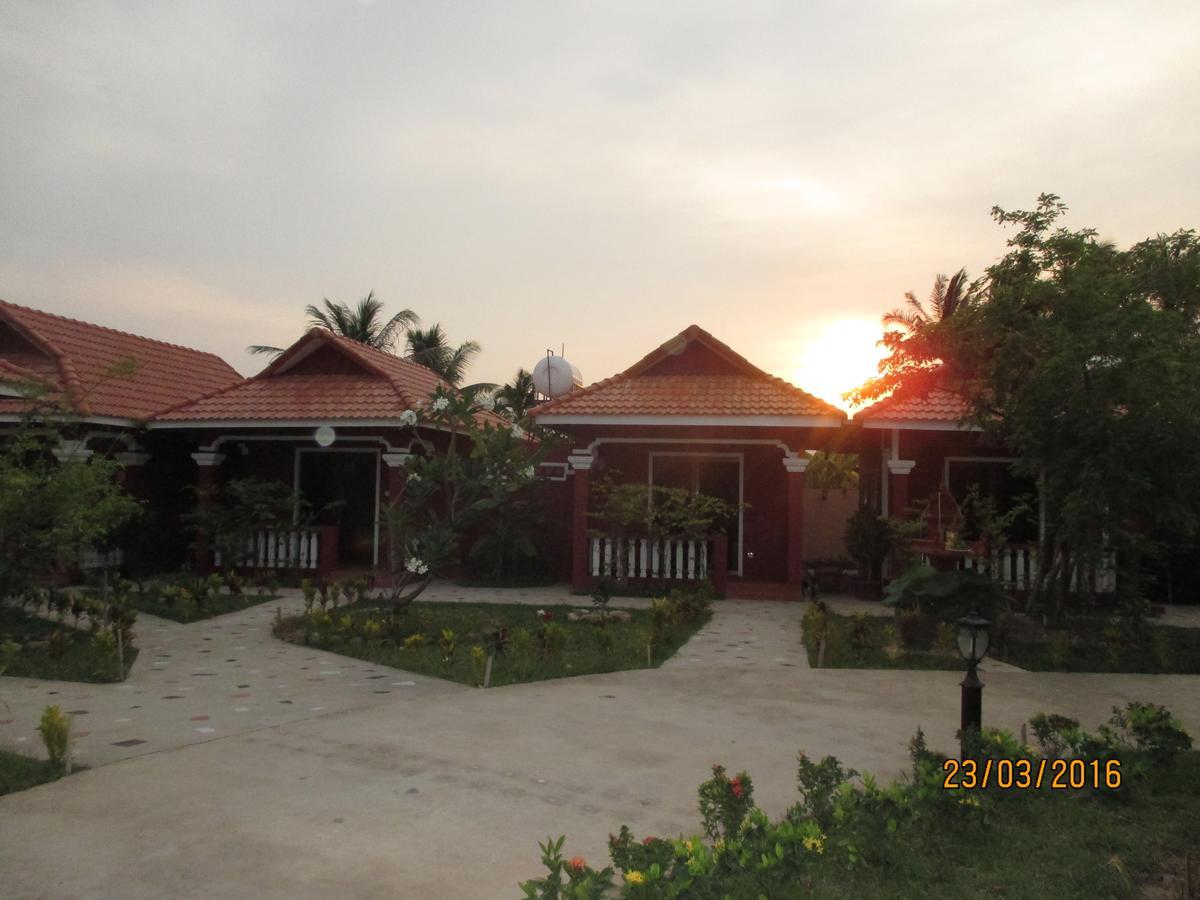 Phoumrumduol Bungalow Kampot Exterior photo